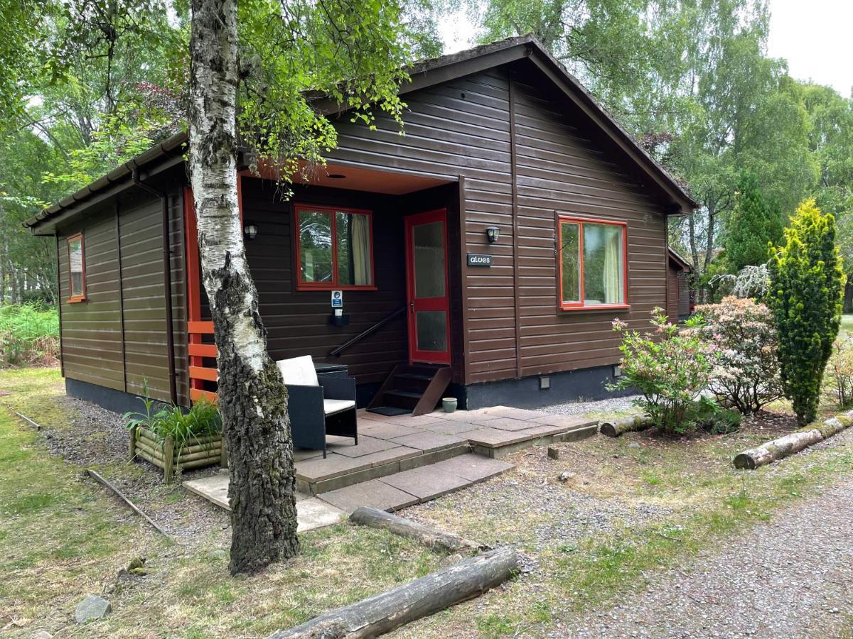 Tullochwood Lodges Форрес Экстерьер фото