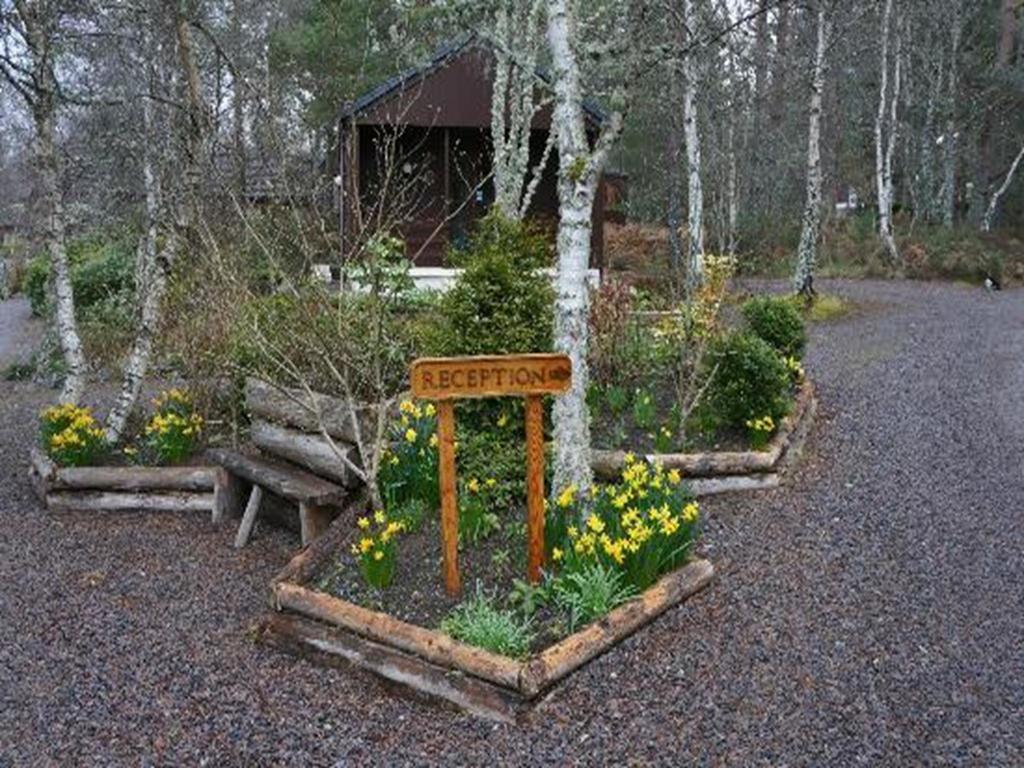 Tullochwood Lodges Форрес Экстерьер фото
